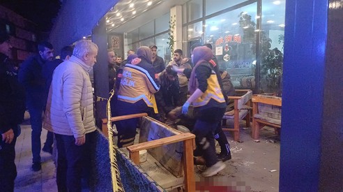 Çorum'da sıcak saatler! Çay ocağında silahlı saldırı: Ölü ve yaralılar var - Resim : 1