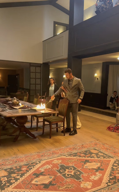 O görüntüler tepki çekmişti! Kıvanç Tatlıtuğ'un dublörü işten çıkarıldı - Resim: 2