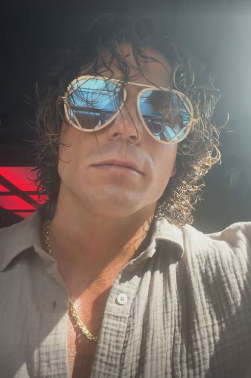 Can Yaman'dan imaj değişikliği! Sakalını ve bıyığını kestirdi, son hali şaşkınlığa sürükledi - Resim: 7