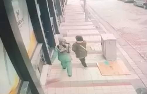 Eve giren hırsızlardan dakikalar içinde milyonluk vurgun! - Resim: 1