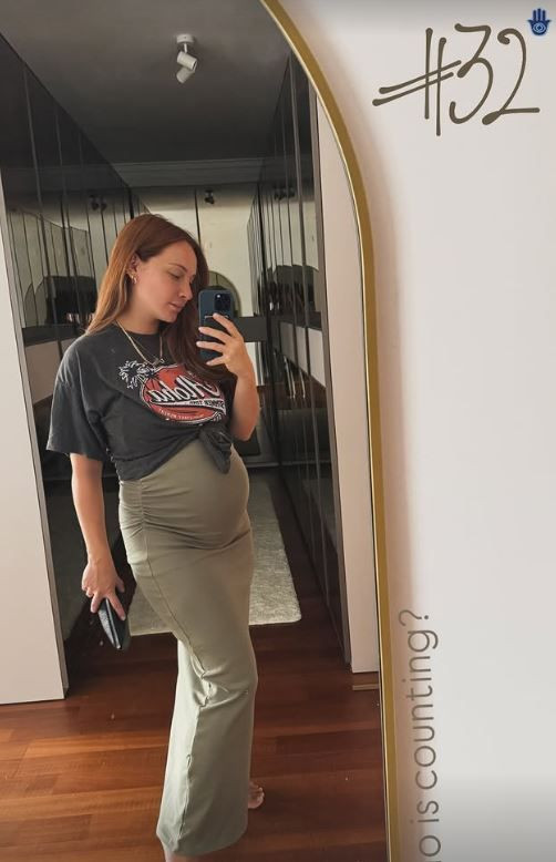 Anne olacağını Cannes'da müjdelemişti! Hamileliğinin 32. haftasına giren Başak Gümülcinelioğlu'ndan karnı burnunda paylaşım - Resim: 5