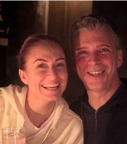 Ceyda Düvenci'den romantik kutlama! Sevgilisi Güçlü Mete'ye olan aşkını haykırdı! - Resim: 4