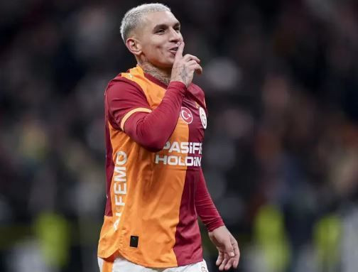 Galatasaray'da takım içerisinde maaş krizi! İş ayrılığa kadar bile gidebilir - Resim: 6