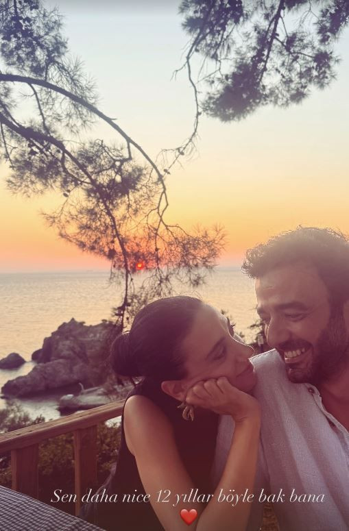 Kızılcık Şerbeti'nin Nursema'sı Ceren Karakoç aşka geldi! "Daha nice 12 yıllar böyle bak bana" diyerek eşine seslendi - Resim: 3