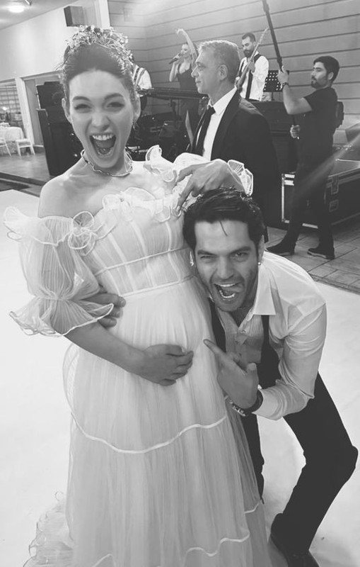 Düğün gününde bebek müjdesi vermişti! Beste Kökdemir'den karnı burnunda balayı pozları geldi - Resim: 6