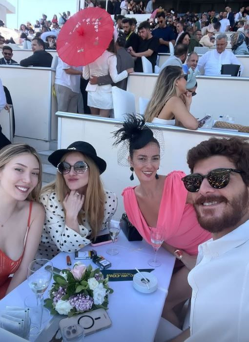 Yasmin Erbil ile sevgilisi Yiğit Poyraz aşka geldi! Sosyal medya hesabından paylaştı - Resim: 3