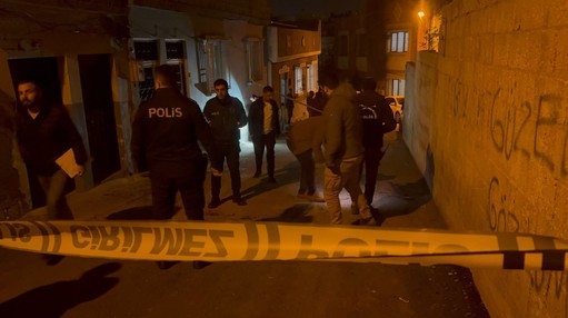 Gaziantep’te silahlı kavga: 18 yaşındaki genç pompalı tüfekle öldürüldü - Resim : 1