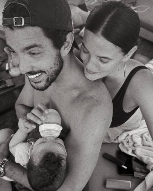 Pınar Deniz ve Kaan Yıldırım'dan yeni aile pozu! Minik oğulları Fikret Hakan'la tatilden paylaştı - Resim: 6