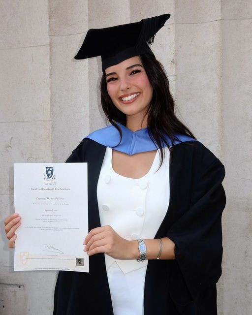Ünlü oyuncu Yasemin Yazıcı'dan akademik başarı: Liverpool Üniversitesi'nde 'Yılın Tezi' ödülünü kazandı - Resim: 6
