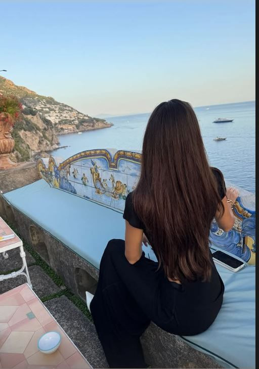 Hakan Sabancı'dan romantik paylaşım! Hande Erçel'e olan aşkını gözler önüne serdi! "Manzaram sensin" - Resim: 5