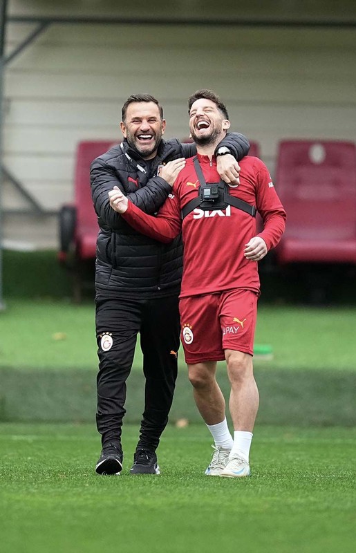 İtalyanlar yazdı! Galatasaray transferde gaza bastı! Mertens’in yerine 18 milyon euroluk on numara için harekete geçti - Resim: 3