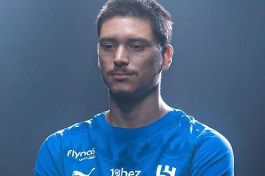 Fenerbahçe'de Saran kendini affettirecek! Forvete dünya yıldızı 2 golcü - Resim: 24