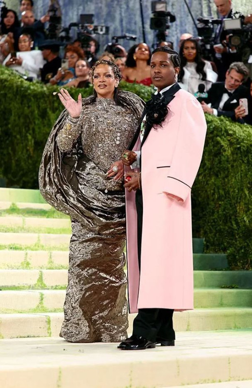 Met Gala 2026'ya o isimler damgasını vurdu! İşte en çok konuşulan tasarımlar - Resim: 4
