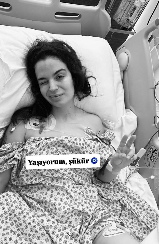 Aslı Bekiroğlu hastane yatağından sitem etti! O kişileri tek tek sildi - Resim: 2