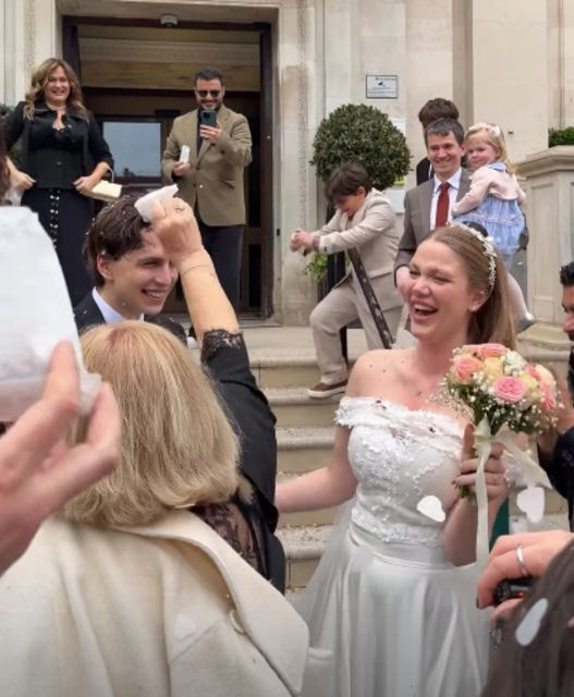 Oyunculuğu bırakarak İngiltere'ye yerleşmişti! Serel Yereli sessiz sedasız evlendi - Resim: 3