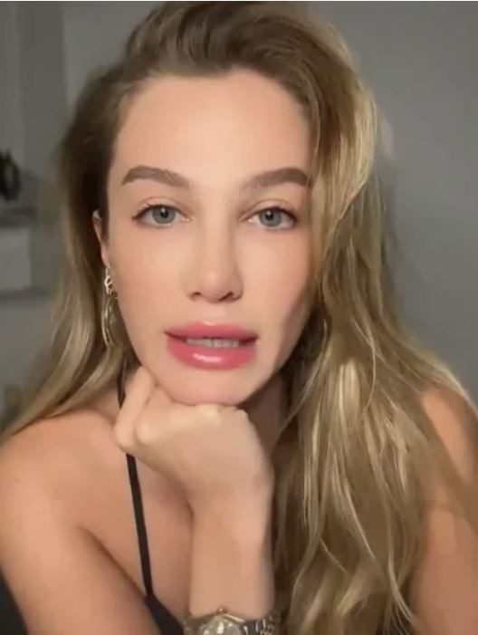 "Fakirlerle aynı kokmak istemiyorum” dedi! Sosyal medya fenomeni Yasemin Arı'nın muadil parfüm çıkışına tepki yağdı - Resim: 1