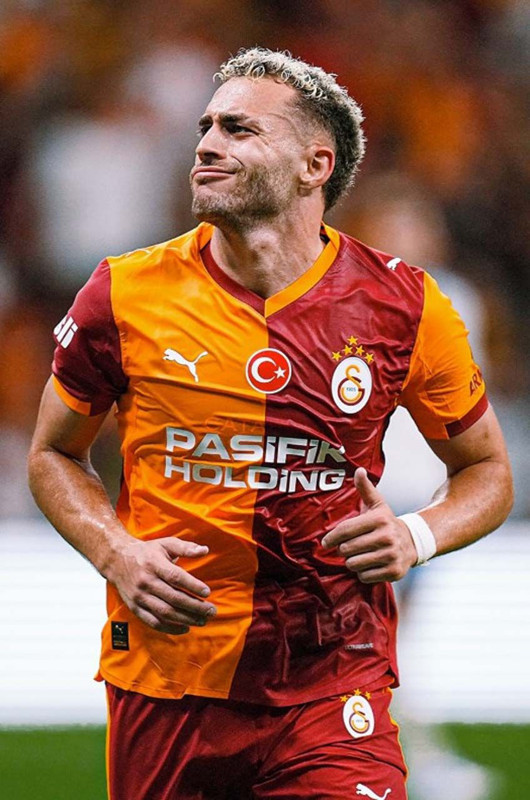 Başakşehir maçında hayal kırıklığı yaratmıştı! Galatasaray efsanesinden yıldız isim için şok yorum: “Hiç düşünmem satarım” - Resim: 14