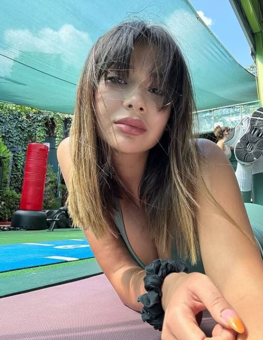 Fenomen Merve Taşkın kendisine gelen o mesajı paylaştı takipçileri okuyunca donup kaldı: "Verdin mi spor hocana haydi doğruyu söyle" - Resim: 8