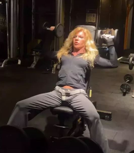 62 yaşında! Ünlü şarkıcı Mazhar Alanson'un eşi Biricik Suden'in son görüntüsü inanılmaz - Resim: 3