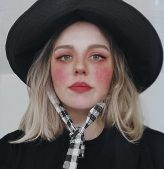 Doktorlar "3 hafta ömrü var” demişti. İngiltere’de yaşayan Türk fenomenden acı haber - Resim: 1