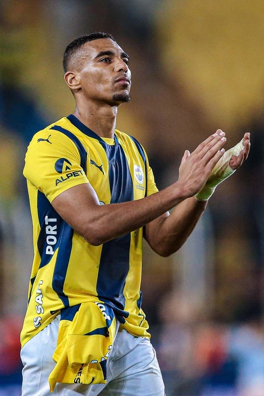 İsmail Kartal’ın jokeriydi! Jose Mourinho yüzüne bakmadı! Fenerbahçe’nin 7.5 milyon euroluk yıldızından ayrılık kararı! - Resim: 6