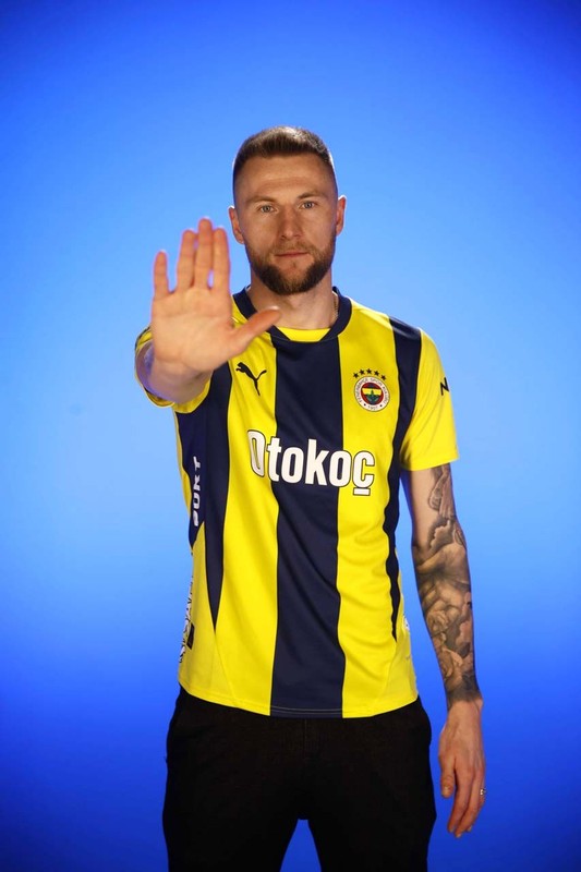 Transferde düğmeye basıldı! Skriniar yerine 28.5 milyon euroluk stoper! Ali Koç resmi teklife hazırlanıyor - Resim: 3