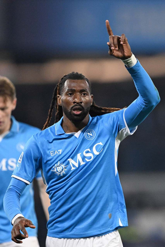 Galatasaray bu transferle şahlanacak! Okan Buruk, 27 milyon euroluk orta sahayı istiyor - Resim: 15