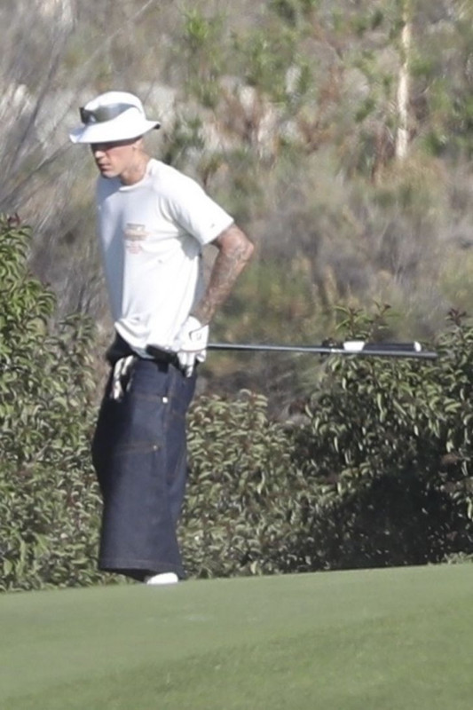 Justin Bieber'den herkesi şoke eden hareket! Açık alanda tuvaletini yaparken yakalandı - Resim: 5