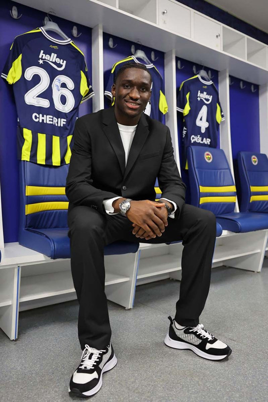 22 milyon euroya transfer edilmişti! Fenerbahçe’den gitti! Yıldız ismin yeni takımı belli oldu! - Resim: 4