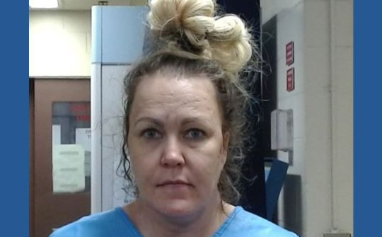 Ünlü televizyon kanalının kadın spikerinden korkunç hareket! Annesini öldürdü - Resim: 4