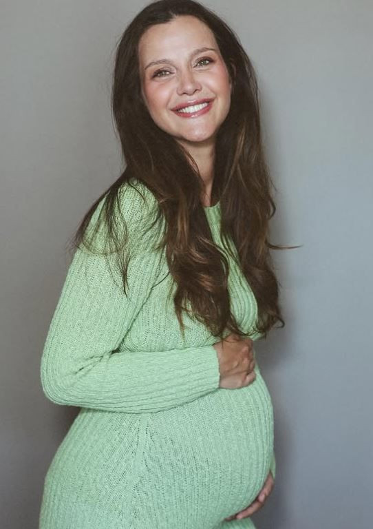 Bağdat Caddesi'nde üzerlerine motosiklet uçmuştu! İrem Helvacıoğlu ve ailesine çirkin saldırı - Resim: 2