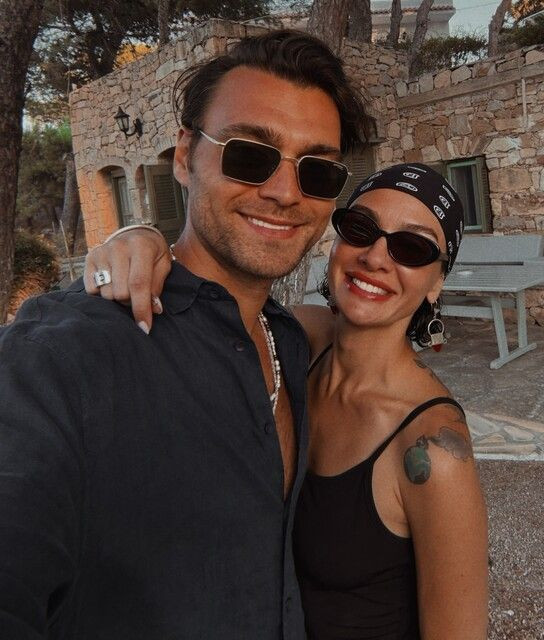 Birce Akalay ile Hakan Kurtaş tatilde aşka geldi! Romantik kareleri gündem oldu - Resim: 3