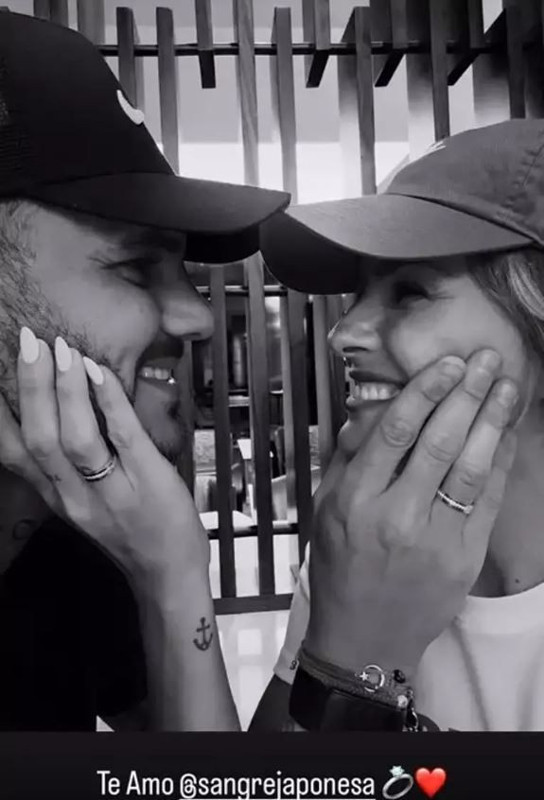 Wanda Nara'yı kahreden paylaşım! Galatasaray'ın yıldız futbolcusu Mauro Icardi, China Suarez ile evleniyor mu? - Resim: 4