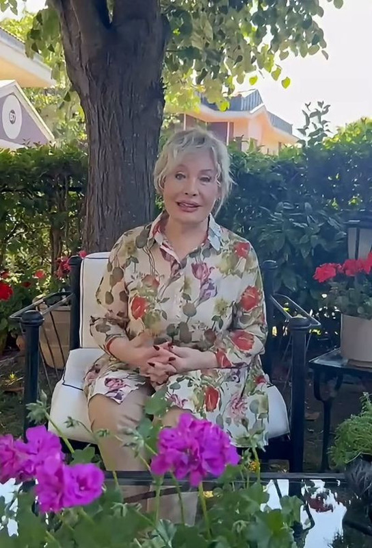 Ünlü sanatçı Emel Sayın'dan üzen haber: "İlaç tedavisi alacağım" - Resim: 5