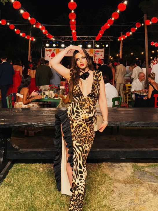 Defne Samyeli’nin kızı Derin Talu aşka geldi! Yeni sevgilisini paylaşmaya doyamadı - Resim: 2