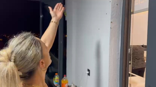 O ilde vampir kelebek istilası! Camları açamıyorlar - Resim : 1