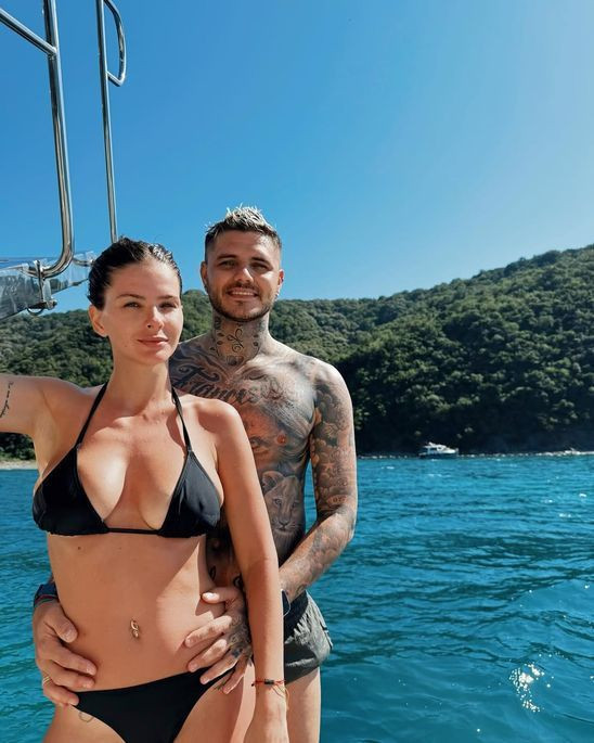 Mauro Icardi ve China Suarez Boğaziçi'nde aşka geldi! Tekne pozları sosyal medyayı salladı - Resim: 7