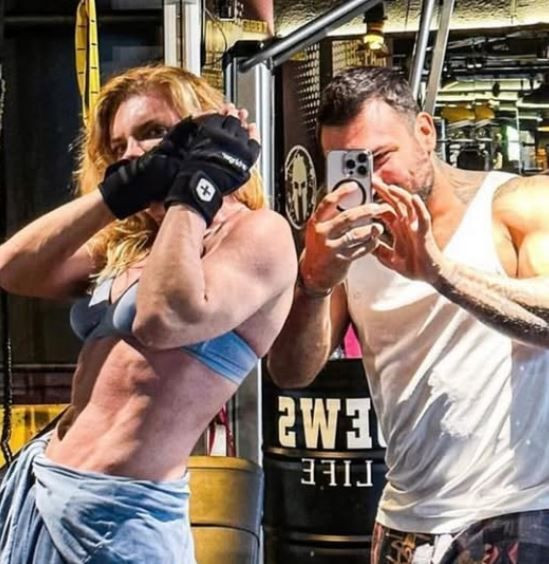 62 yaşında! Ünlü şarkıcı Mazhar Alanson'un eşi Biricik Suden'in son görüntüsü inanılmaz - Resim: 6