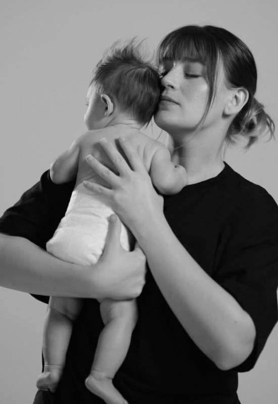 Gizem Karaca'nın minik kızı 4 aylık oldu! Leyla Yaz'ın son hali yoğun ilgi gördü - Resim: 7