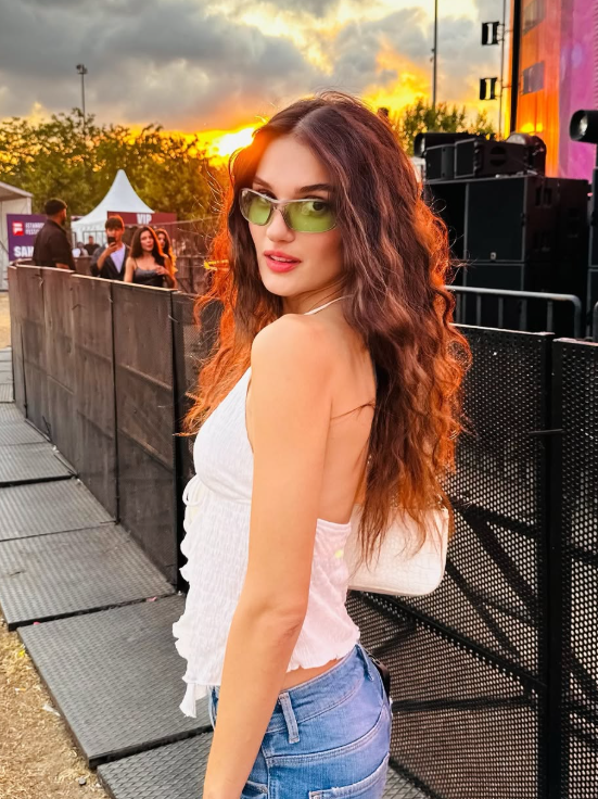 Survivor’ın sevilen sunucusu Murat Ceylan yeni sevgilisiyle el ele görüntülendi! Sürpriz aşk ortaya çıktı - Resim: 3