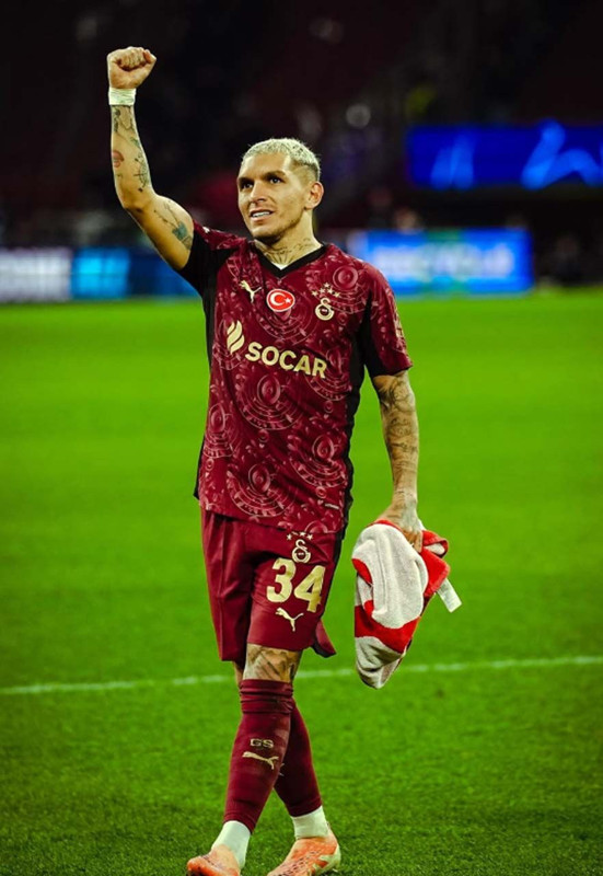 Lucas Torreira, Devrim Özkan’ı unutamıyor! Yeni hamlesi dikkat çekti! - Resim: 6