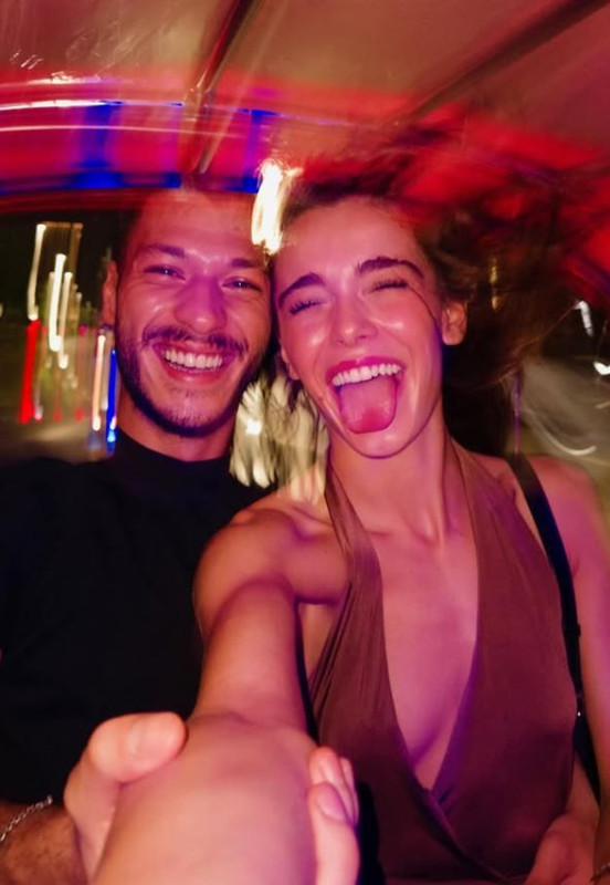 Kubilay Aka ile Hafsanur Sancaktutan tatilde aşka geldi! Romantik pozları yoğun ilgi gördü - Resim: 3