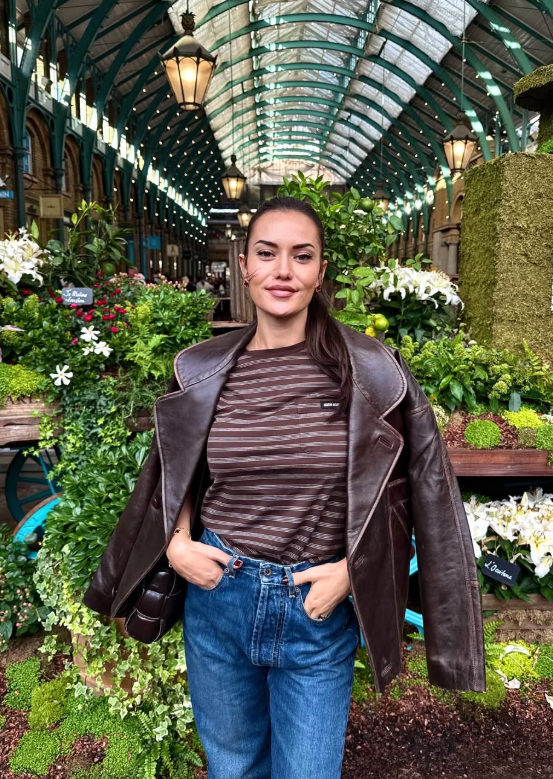 Fahriye Evcen ve oğlu Kerem’den yeni kare! Güzel oyuncunun paylaşımı duygulandırdı - Resim: 1