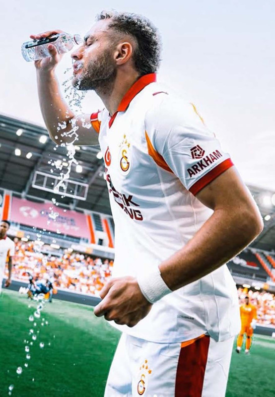 Başakşehir maçında hayal kırıklığı yaratmıştı! Galatasaray efsanesinden yıldız isim için şok yorum: “Hiç düşünmem satarım” - Resim: 15