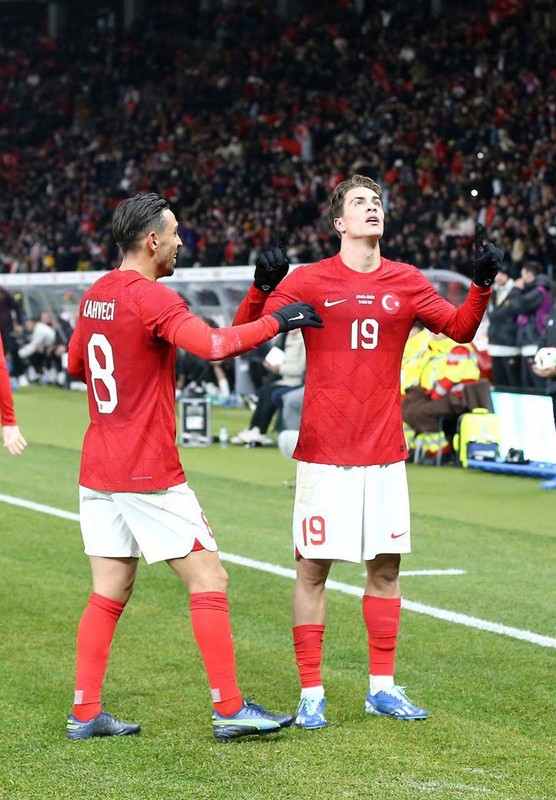 İtalyan basını duyurdu! Kenan Yıldız için rekor bonservis kararı! Türk futbol tarihine geçecek - Resim: 2