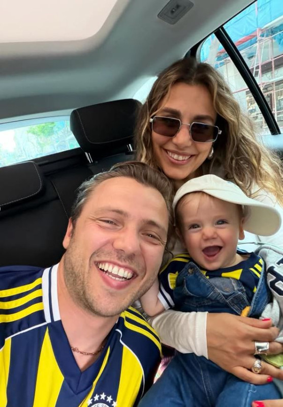 Tolga Sarıtaş'ın minik oğlu Ali babasının kopyası çıktı! Görenler şaştı kaldı - Resim: 3