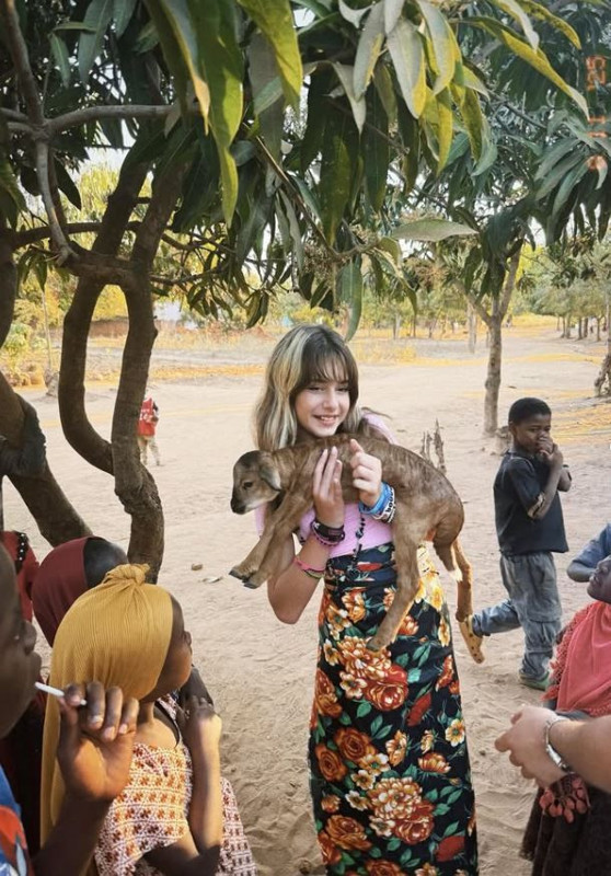 Şeyma Subaşı üç yıl önce kızına verdiği sözü tuttu! Rotasını Afrika'ya çevirdi, sosyal medya hesabından peş peşe paylaştı - Resim: 2