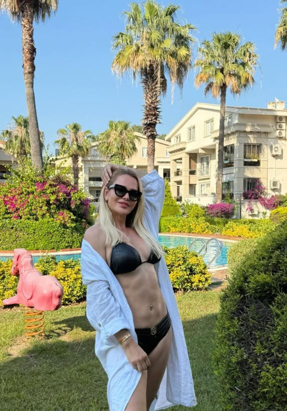 Nagihan Karadere'den bikini şov! Fit vücuduyla sosyal medyayı kasıp kavurdu - Resim: 3