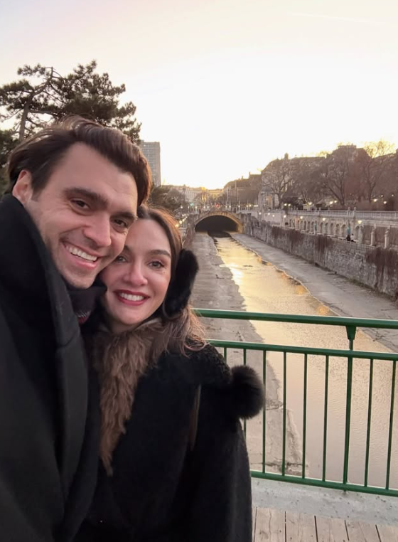 Ünlü oyuncu Birce Akalay aşka geldi! Sosyal medyadan sevgilisinin doğum gününü romantik paylaşımla kutladı - Resim: 3