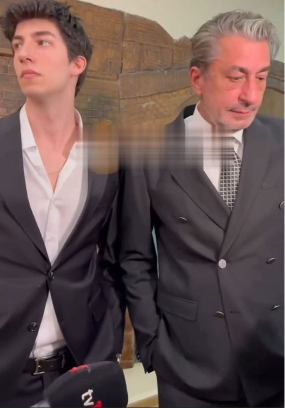 Erkan Petekkaya ve oğlu Cem Cano ödül gecesine katıldı! Benzerliklerini gören herkes şaştı kaldı! "Babasıyla tıpatıp aynı" - Resim: 5